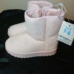 Children's Boots Size 7/8