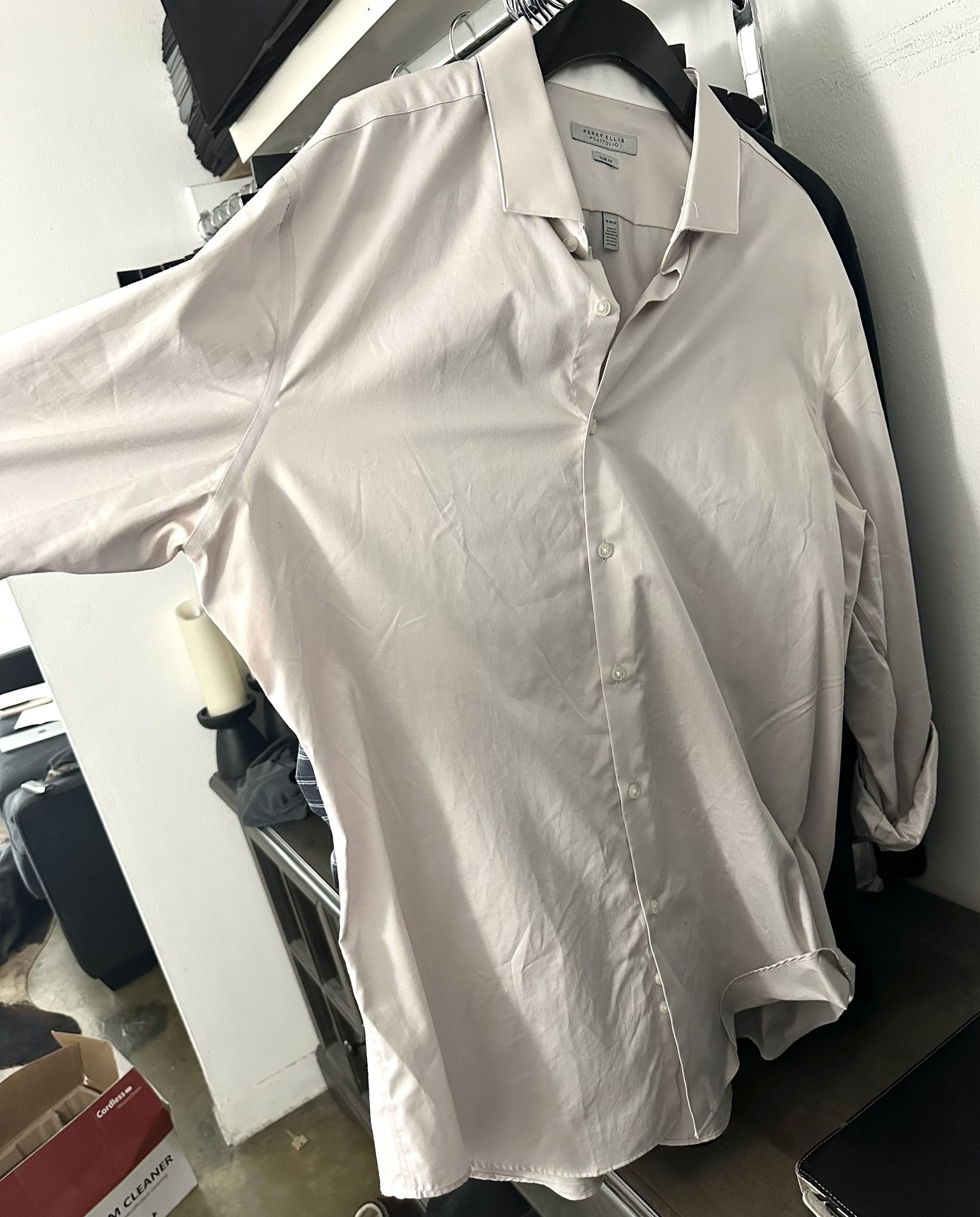 Long Sleeve Button Up - Very Nice Hardly Used Good Quality Great Condition I lost a lot of weight so now I need to clear out my closet. Lots of nice
