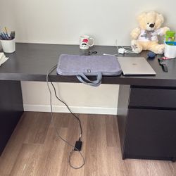 💻 Modern Study/Work IKEA Desk w/ Drawers – $80 FIRM | Pickup in Redmond