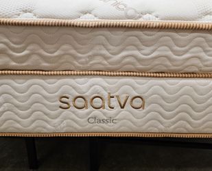LIKE NEW! King Saatva Classic Luxury Firm Mattress - Delivery Available 