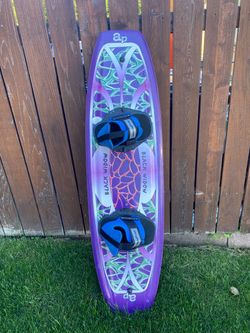 AP Black Widow Wakeboard with Bindings
