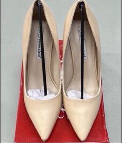 Women’s Heels Shoes Size 8