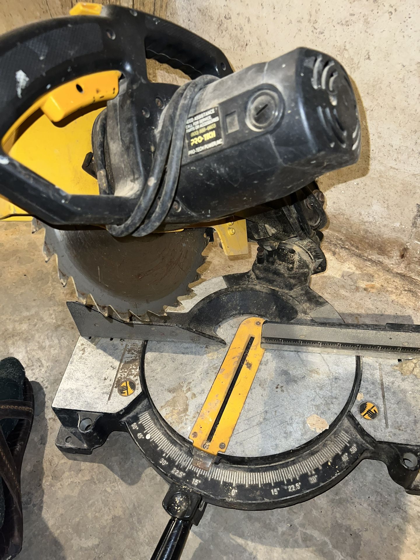 10 Inch Compound Miter Saw Pro Tech Model 7208 for Sale in New