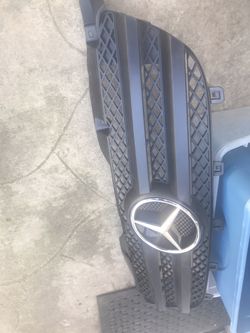 Mercedes Front Grill