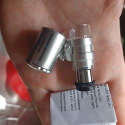 60x Jewler Magnifier W/ White & BLUE light Adjustable 