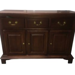 Colonial Style Buffet/Sideboard by MooseHead Furniture