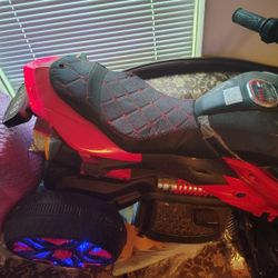 Battery operated 3 Wheeler For Kids