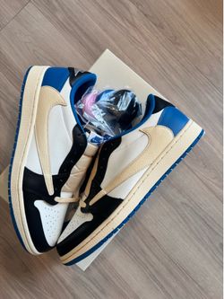 Size 13 men jordan 1 low