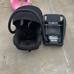 Mico Max 30 Car seat And Base