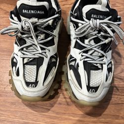 Balenciaga tracks