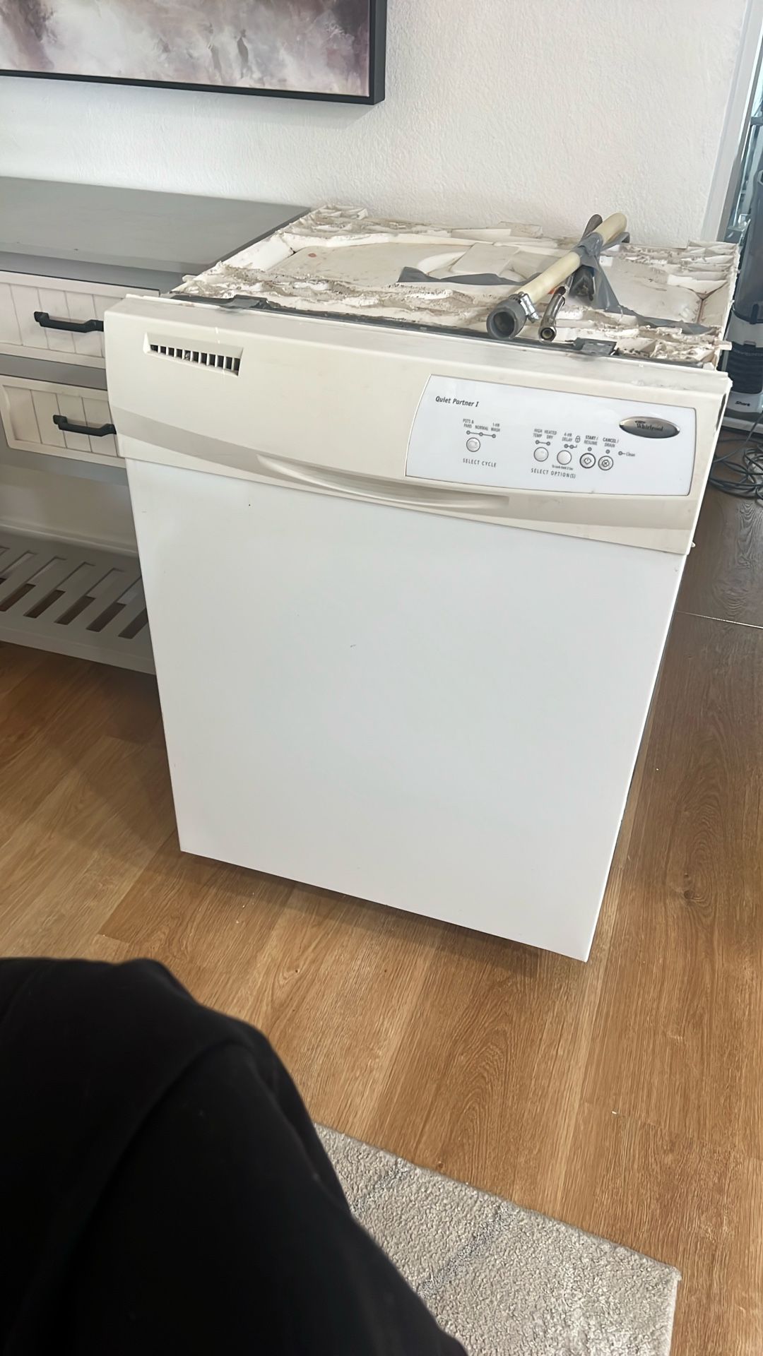 Whirlpool Dishwasher