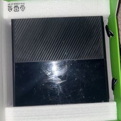 Xbox one 500gb base Edition Launch 2 Controller