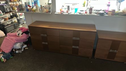 Heavy Commercial-Grade 3-Piece Bedroom Dresser Set