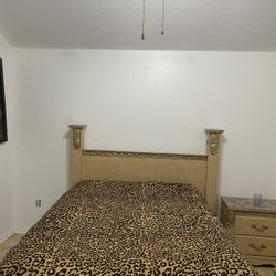 Queen Bedroom Set With No Mattresses