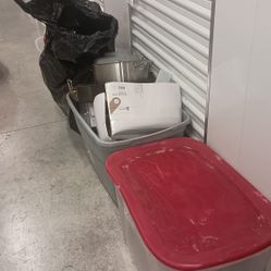 Catering Supplies & Chaffing Dishes 