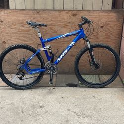 GIANT BIKE 