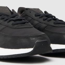 Adidas Originals Black & White Retropy F2 Youth Trainers Size 4 MSRP $142