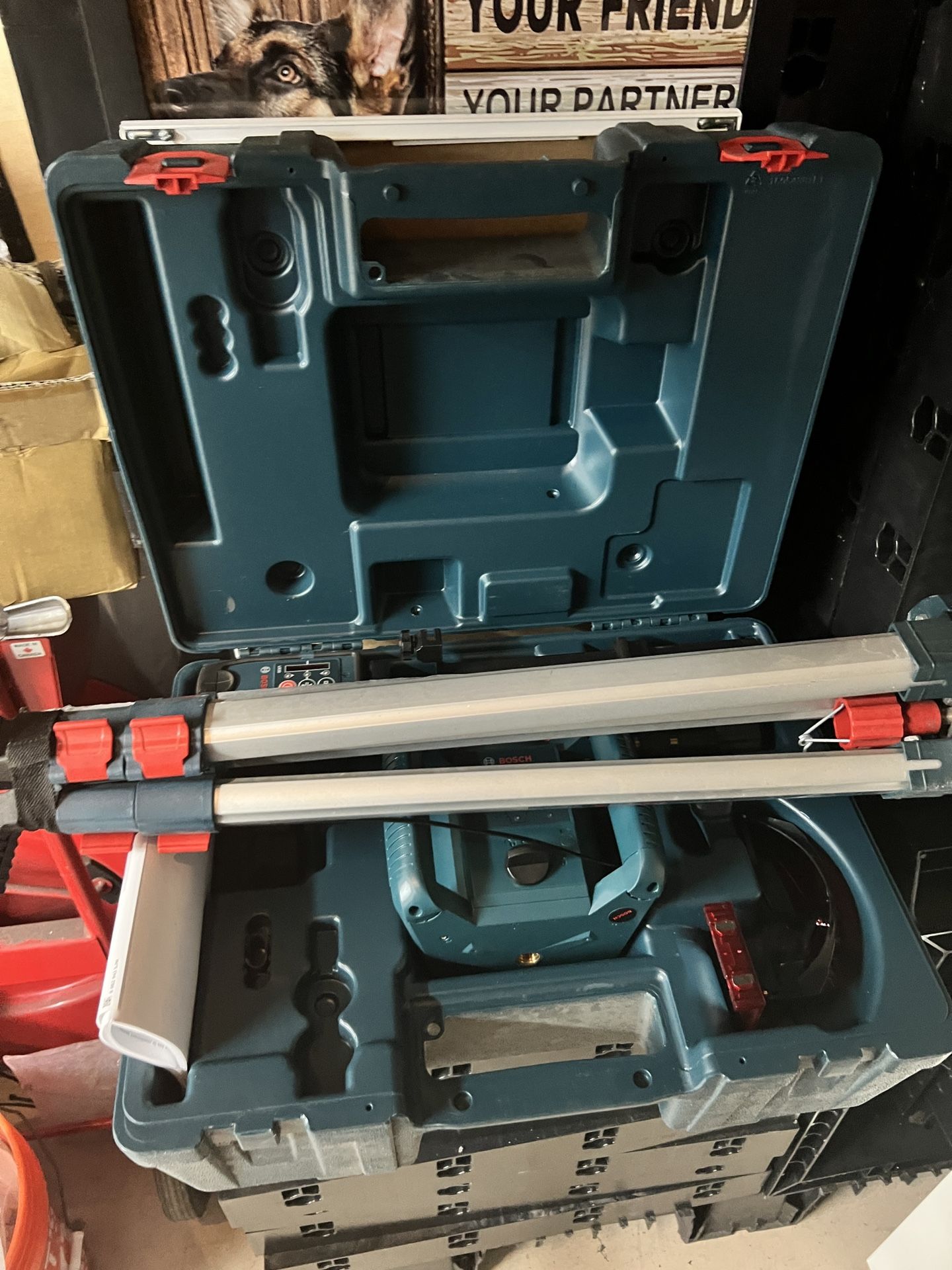 800 Ft Rotary Laser Level Complete Kit
