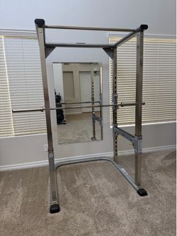 Squat Rack / Power Cage Tuff Stuff  $500