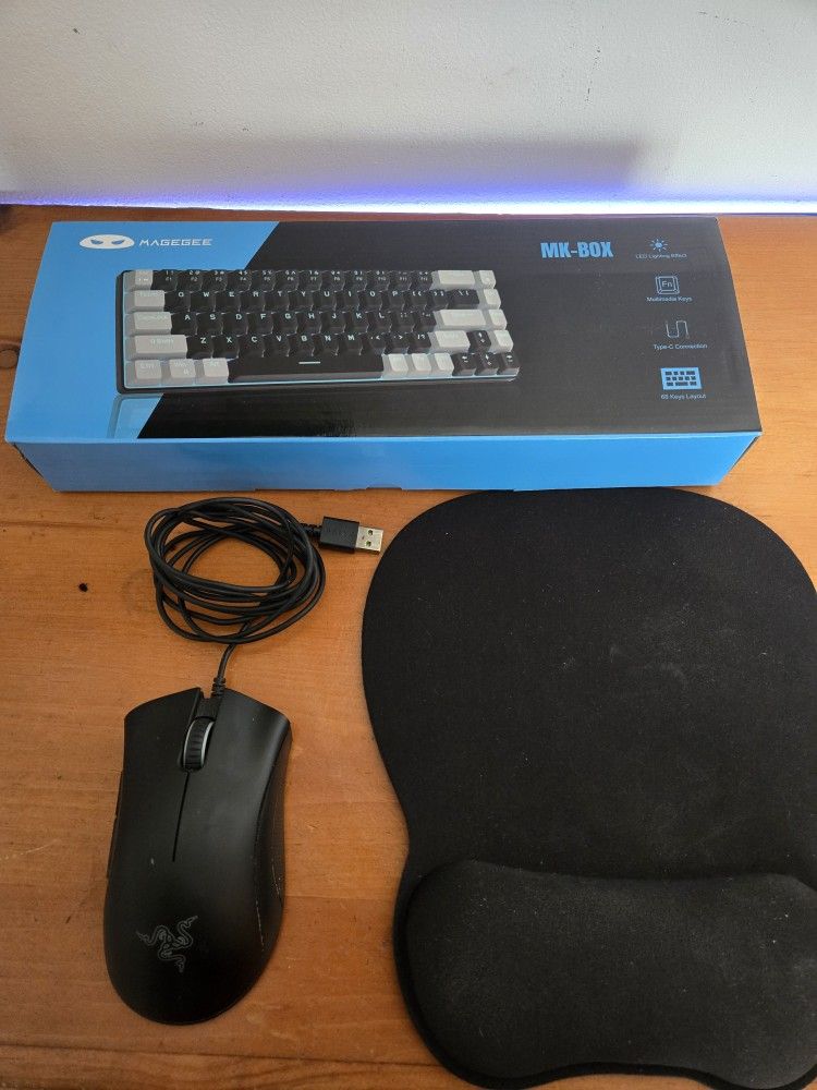 Starter PC Accessories Bundle (Razer Deathadder Mouse, Keyboard And Mouse Pad)