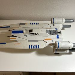 Hasbro Disney Star Wars: Rogue One (Rebel U-Wing Fighter) 2016 Lucasfilm Ship Vehicle 