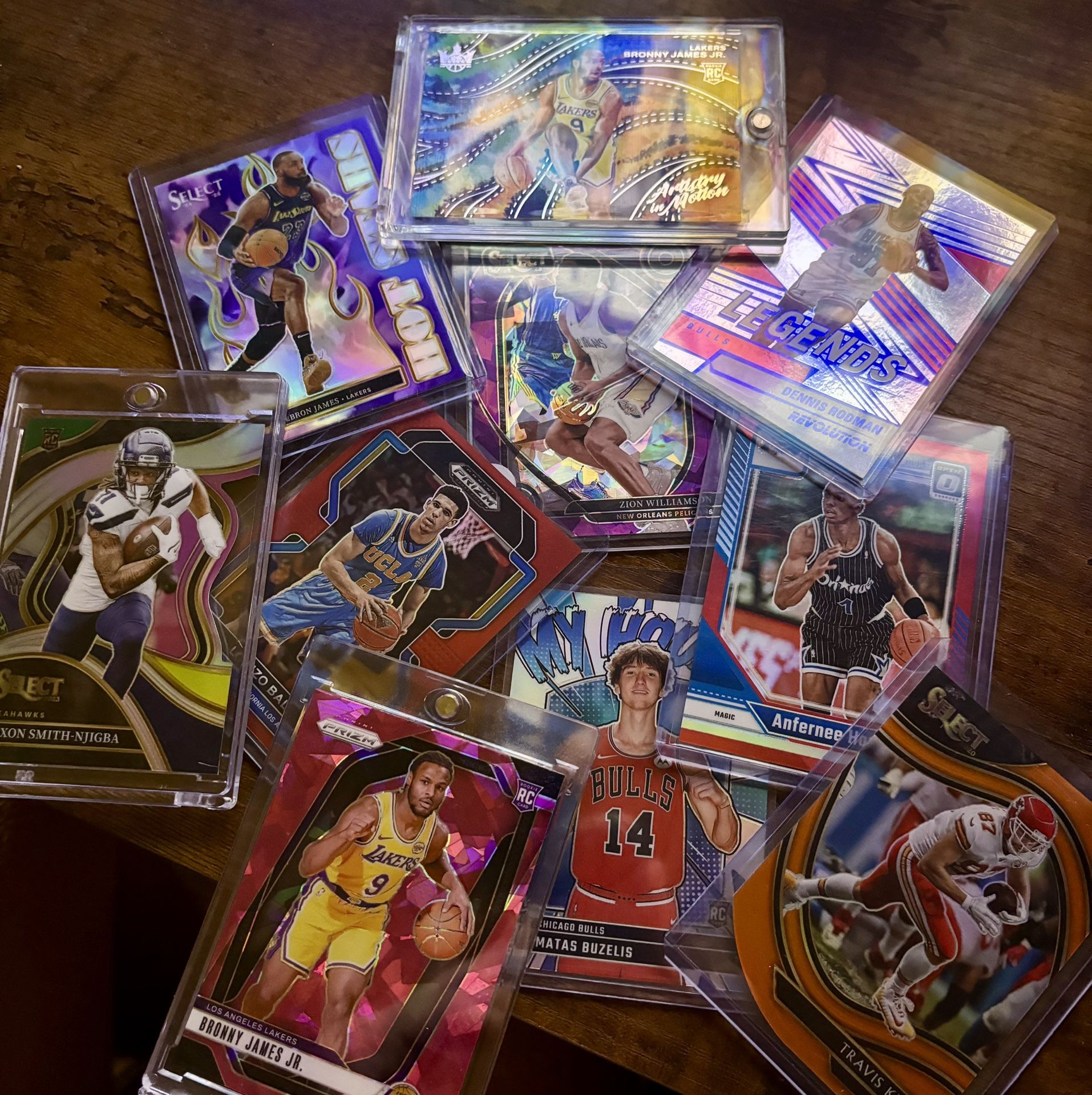 Huge Sports Trading Card Lot NBA NFL MLB 