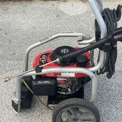 Honda Pressure Washer Pressure Cleaner 2700  Psi /2,3 Gpm. Works Fine For Your Business