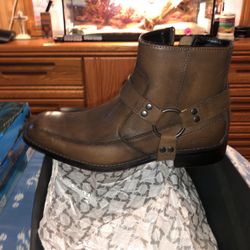 Kenneth Cole Reaction Boots