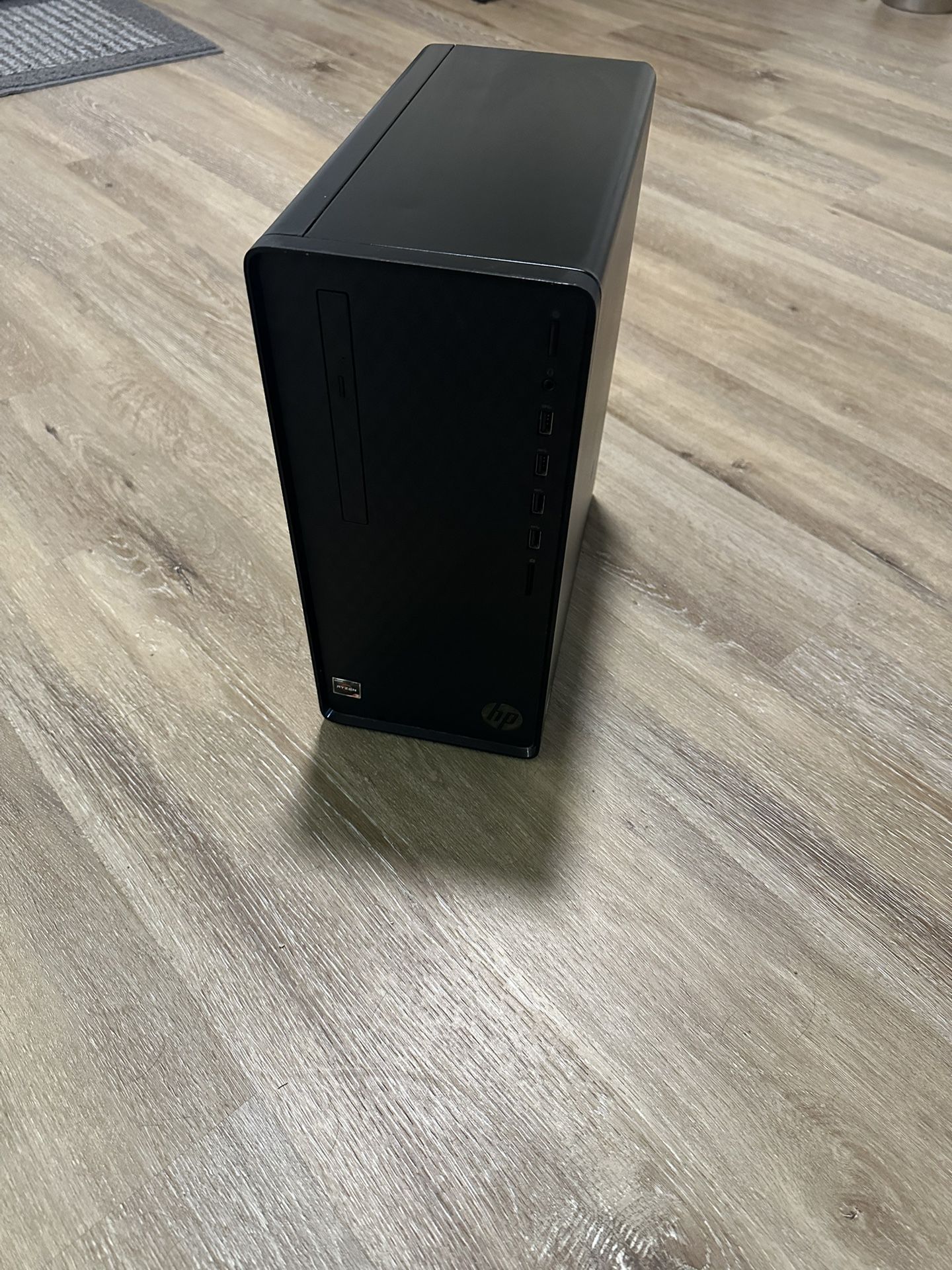 HP M01-f0033W