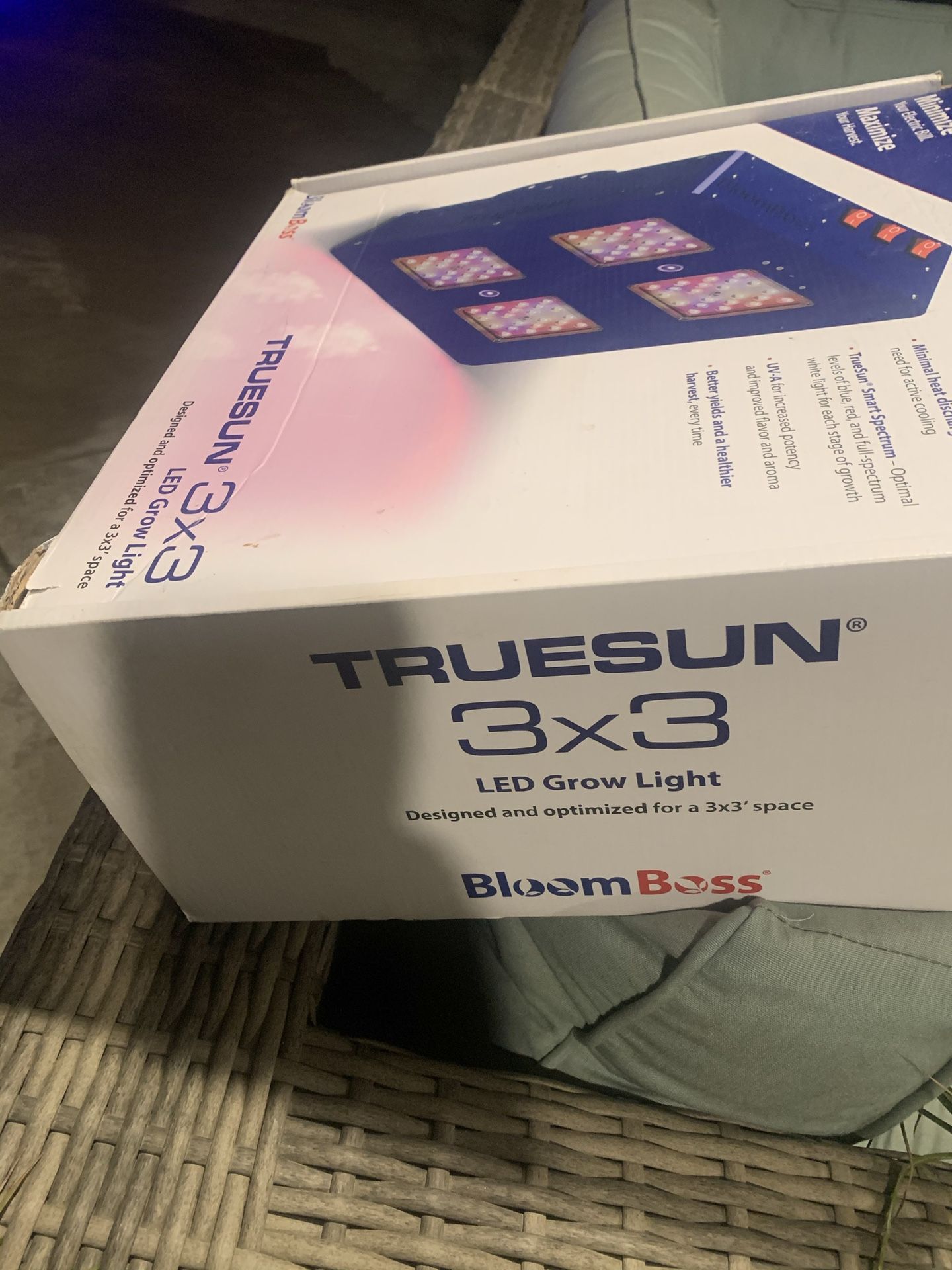 TrueSun BloomBoss 3x3 Grow Light