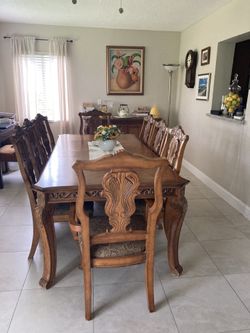 Whole dining set with china cabinet and coffee table