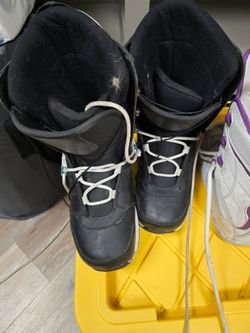 Black Snowboard Boots with Lace-Up Closure
