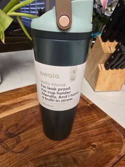 Owala Water Bottle Free Sip 30 oz