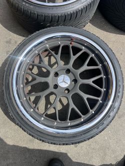 USED 19 inch Mercedes Wheels w/tires- Staggered