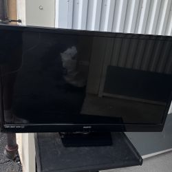 Sanyo 32 inch LED TV with  and 2 HDMI ports