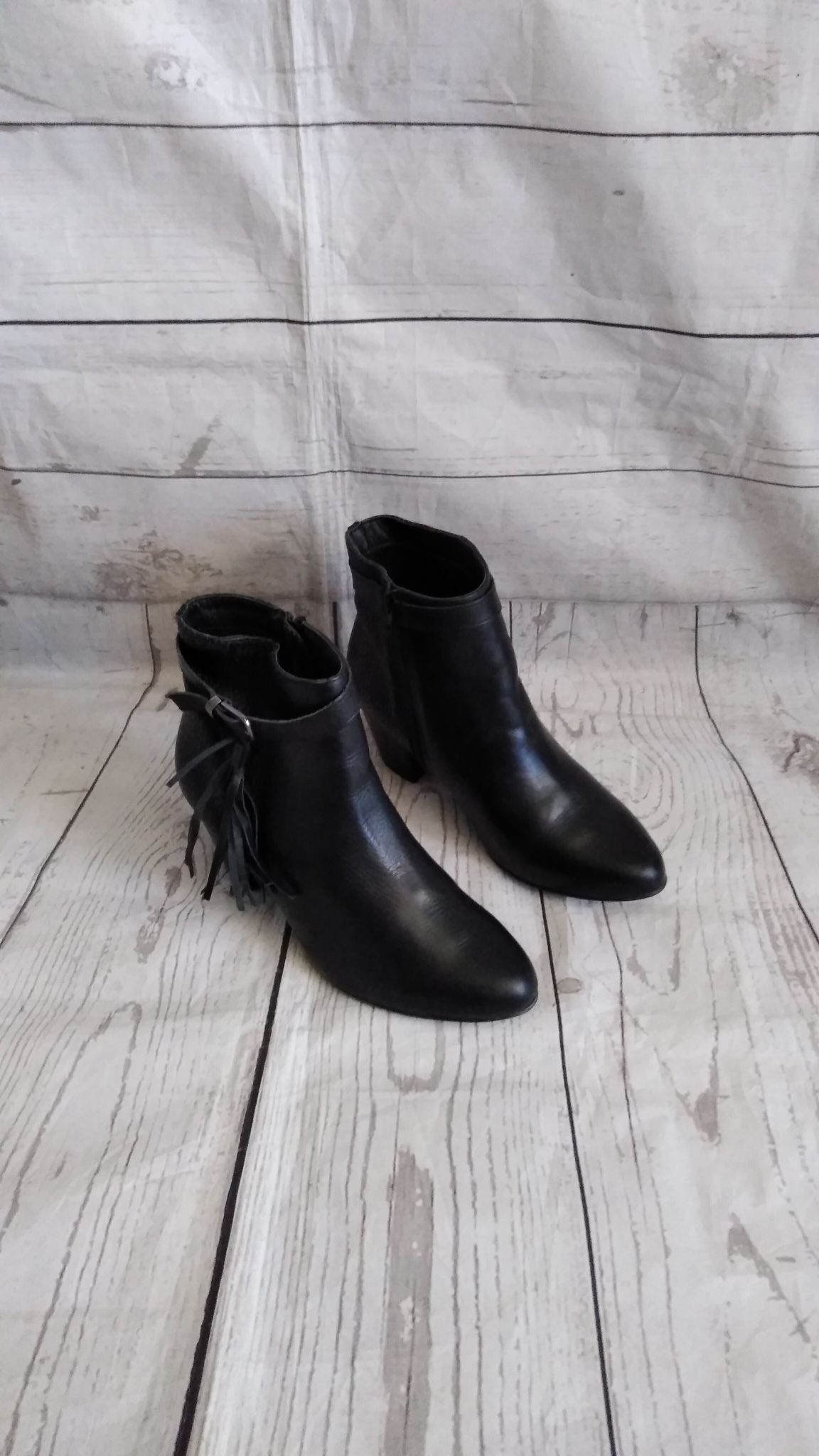 Beautiful Boots Size 7 …