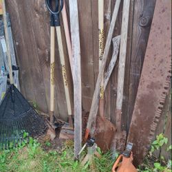 Misc Roofing Rakes For Shingles s,  Rake, Shovel, Thatcher