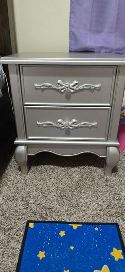 One girls nightstand