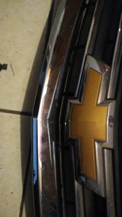 Chv Impala grill hair crack in it