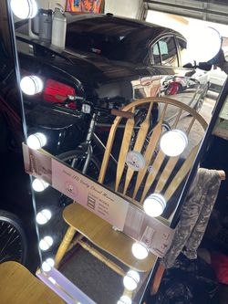 LED LIGHT MIRROR NEW