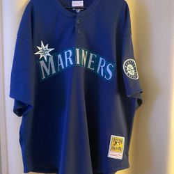 Ichiro Suzuki Copperstown Collection Jersey