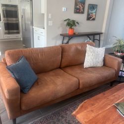 Modern Couch / Sofa - Ashley Design - Leather - Delivery Available 