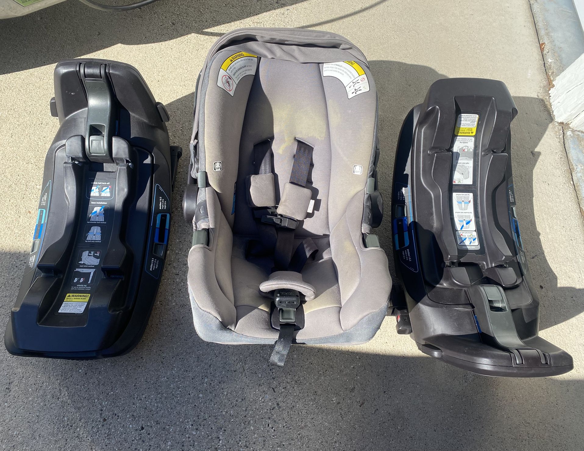 Nuna Pipa Car Seat W/ 2 Bases