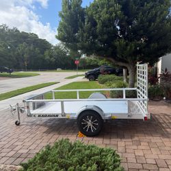 Karavan 5.5 x 10ft. Full Aluminum Utility Trailer and Tongue Box