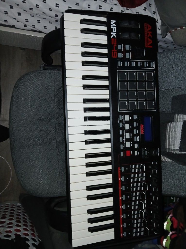Akai MPK249 Professional 