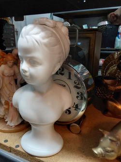 Statue