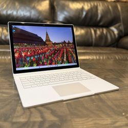 Touchscreen Microsoft Surface Book 2 Core i5 8GB RAM 256GB SSD 2K display Windows 11 tablet laptop computer