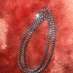 Cuban Link Chain (metal unknown