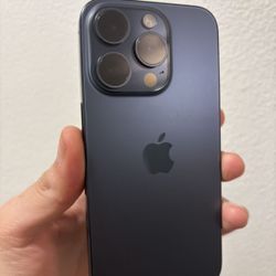 Apple iPhone 15 Pro 128gb Unlocked / No Sim Restrictions Great Condition Blue Color