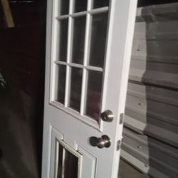 32x80 Exterior Door With Doggie Door